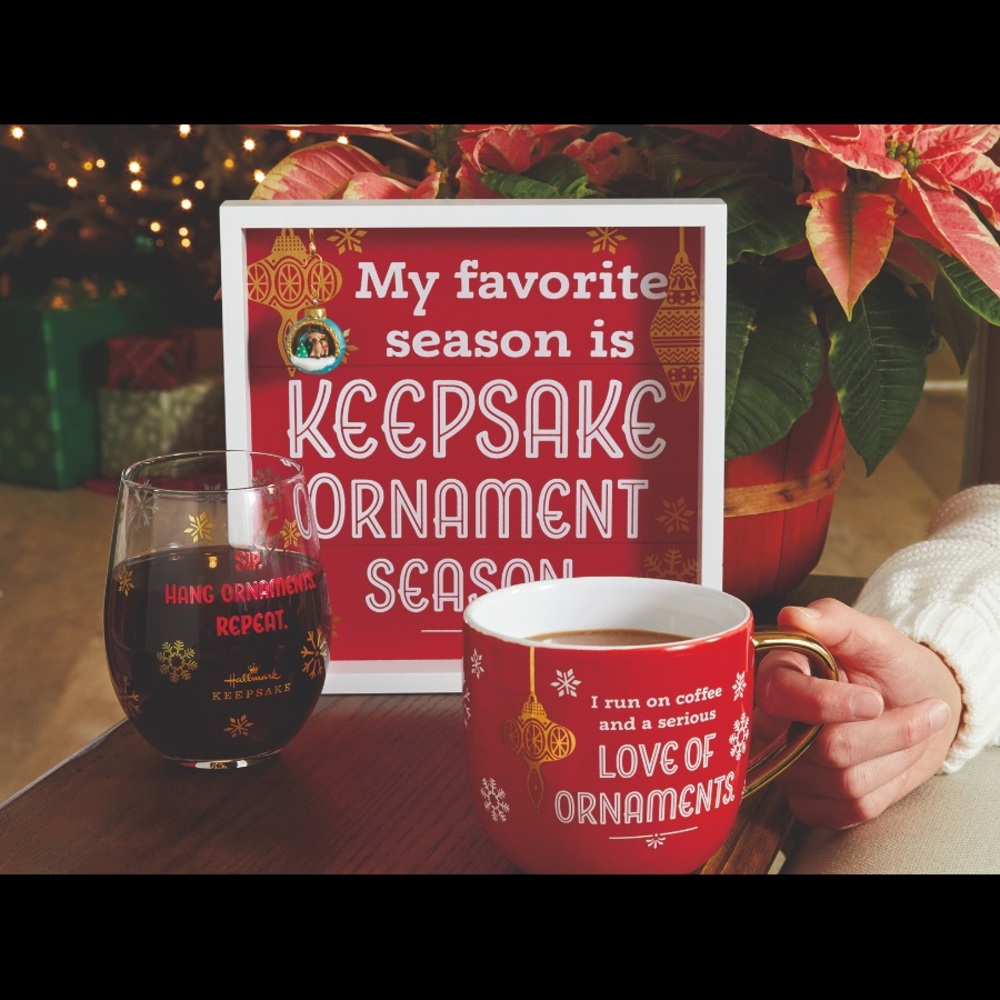5/$25 Hallmark display Keepsake 8 1/2" square sign to display your ornament